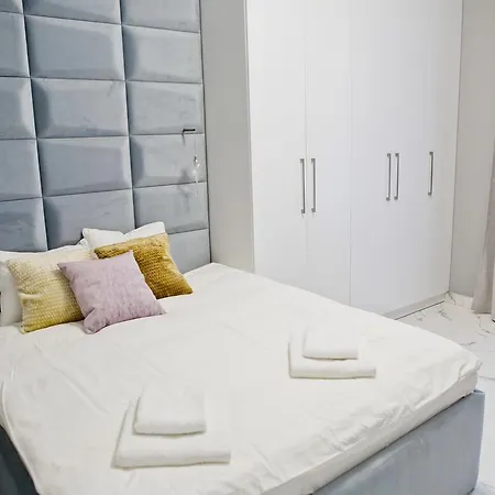 Elegant Center Zyblikiewicza 14