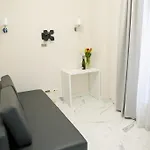 Elegant Center Zyblikiewicza 14 Apartman *