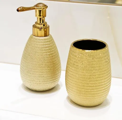 Elegant Center Zyblikiewicza 14 *