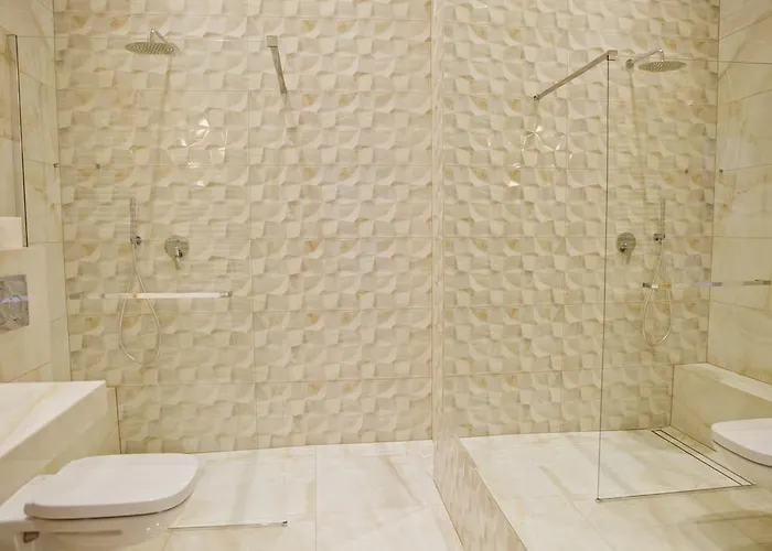 Elegant Center Zyblikiewicza 14 *